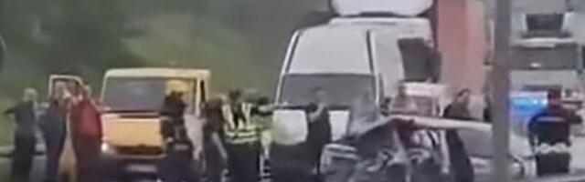 Istrčao da pomogne, pokosio ga kamion: Jezive 2 nesreće u 10 minuta na Obilaznici oko Beograda