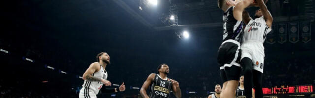 Џонс, Паркер и Маринковић се враћају у тим за меч против Фенербахчеа