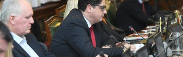 Mrdić kaže da se "deo tužilaštva i sudstva oteo od države", predao predloge za izmene zakona o pravosuđu