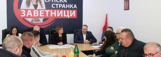 BORIMO SE DA ARANĐELOVAC BUDE MESTO PO MERI PORODICE Ministarka Stamenkovski održala sastanak Opštinskog odbora Zavetnika: Rezultati su već vidljivi