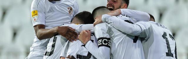 GOLEADA NA BANOVOM BRDU! Čukarički pobedio Železničar!