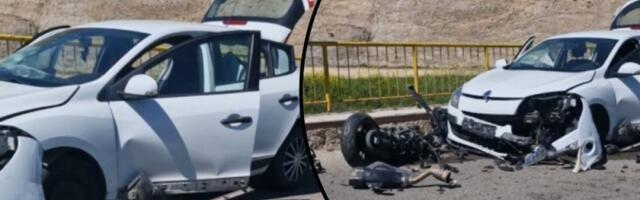 Prešao u suprotnu traku i zakucao se u automobil: Jezive slike sa mesta nesreće kod Novog Pazara (FOTO)