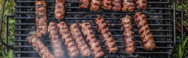 HRANA KOJA POVEĆAVA RIZIK OD RAKA! Srbi ne mogu bez ovih namirnica koje uništavaju orgnizam