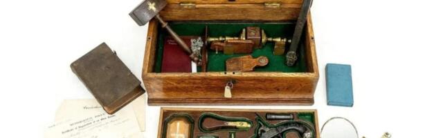 Oprema za borbu protiv vampira prodata za više od 15.000 evra