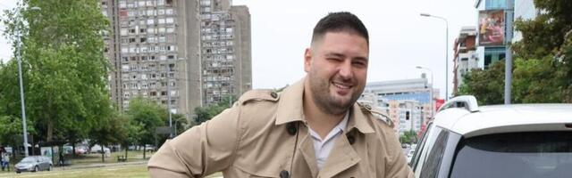 Ljuba Perućica s ponosom dočekao suprugu iz porodilišta, a svi komentarišu samo jedno