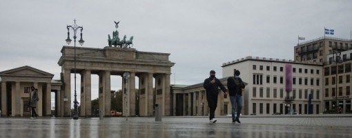 Nova zatvaranja u Evropi donose novi, mada blaži pad ekonomije