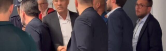 Cirkus u Atini dobio epilog: Martines se rukovao sa trenerima Panatinaikosa! /VIDEO/