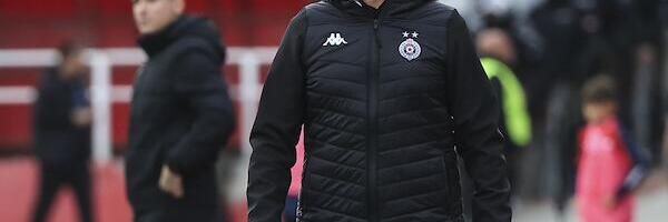 TRENING PARTIZANA PONOVO PREKINUT! Blagojević se verbalno sukobio sa fudbalerom, isplivali detalji!