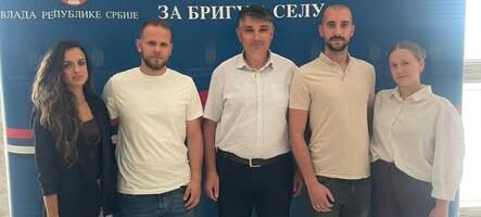 SEOSKE KUĆE ZA JOŠ TRI PORODICE U TRSTENIKU: Zahvaljujući državi Srbiji konačno imaju svoj krov nad glavom