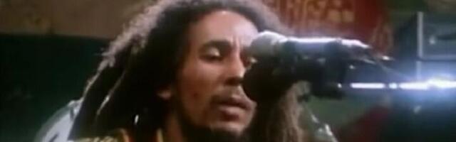 Poslušajte obradu Marlijevog hita "No Woman No Cry"