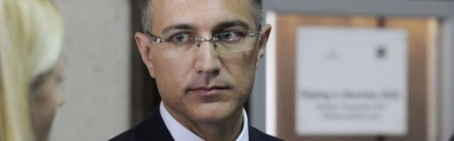 NASILJE U NAŠOJ ZEMLJI NIKADA NEĆE BITI DOZVOLJENO! Stefanović: ODLUKA NARODA MORA DA SE POŠTUJE ma koliko bili bogati i formirali Đilasove „skupštine“