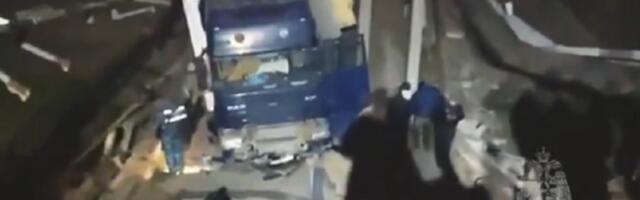 Srušio se most na Krimu: Prizori su JEZIVI (VIDEO)