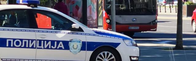 BRUTALAN NAPAD NA NOVOM BEOGRADU Vlasnika auto-otpada pretukli poznanici: Sevale metalne štangle