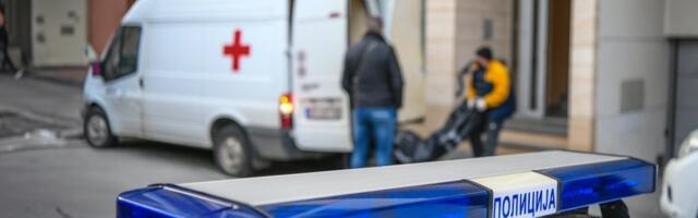 Mladić iskasapljen došao u bolnicu: Lekarima rekao da su ga izboli na ulici!