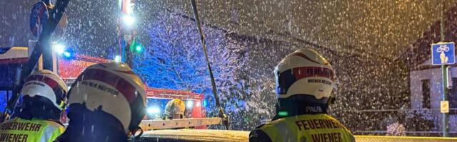 Radnik zimske službe pregazio kolegu, umro na mestu! Snežni haos u Austriji, građanima rečeno da ne izlaze van