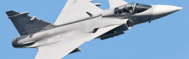 Шведски „грипени” летели на руске бомбардере