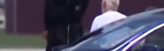 Zato je Greg totem Sparsa! Pop napravio sačekušu Vembiju na aerodromu /VIDEO/