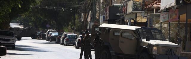 Izrael razmestio brojne trupe na Zapadnoj obali posle ubistva dva vojnika i četiri Palestinca