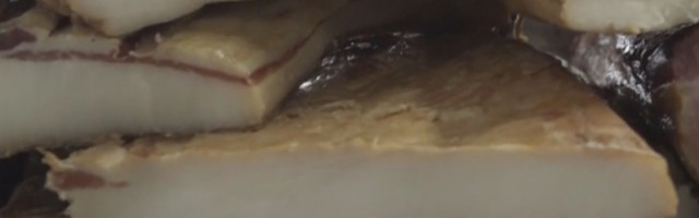 Na čačanskoj pijaci se zbog "sapunjare" čeka duže od pola sata, a evo i zašto je ova namirnica dobra u doba pandemije