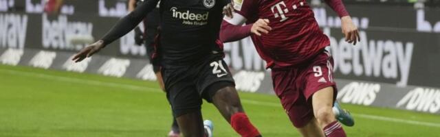 UŠAO SA KLUPE I SKRATIO MUKE: Bajern teškom mukom stigao do BODOVA u FRANKFURTU!
