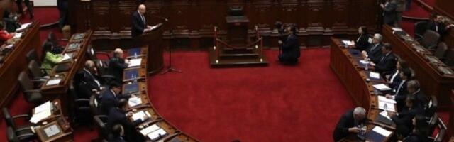 Na ivici ambisa! Premijerka ove države oborila celu vladu kao kulu od karata - narod u velikoj panici