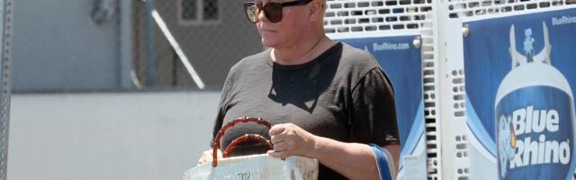 "Nalazi su pokazali još jedan mogući rak": Bila je muški san, a onda su je BANKROT I BOLEST slomili