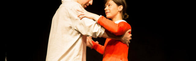 Деценија играња представе „Констелације”