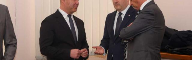 "TUŽILAC MLADEN NENADIĆ UCENJUJE VRH POLICIJE" Ministar Selaković pred sudom:  Ovaj postupak je politički motivisan, cilj su političke promena mimo zakona