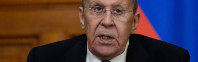 Лавров са саудијским колегом о решавању иранске кризе