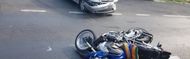 SUDAR AUTOMOBILA I MOTORA NA PUTU TRSTENIK - KRUŠEVAC! /FOTO/