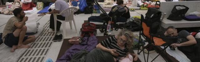 EKSPLOZIJE PO TEHERANU, NA UDARU I AERODROM! Od gustog dima ne vidi se prst pred okom, Izraelci zatrpali Irance bombama (VIDEO)