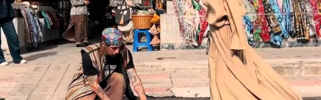 Uzbekistanska 'skejtašica' viralna na internetu