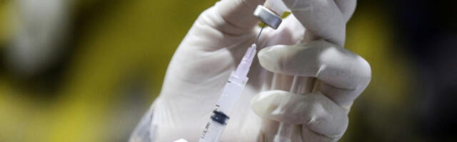 Русија развија вакцину против ХИВ-а