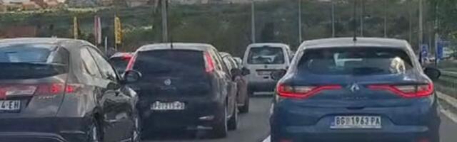 Nezapamćena gužva na izlazu iz Beograda! Ovo još niste videli: Ako ne morate, ne krećite na put!