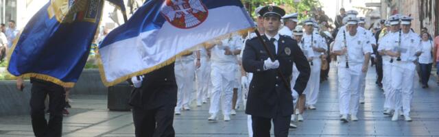 Održan tradicionalni defile konjanika Policijske brigade i Orkestra policije