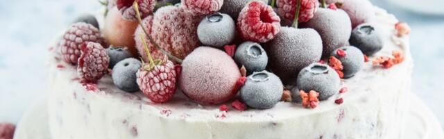 Sladoled torta sa borovnicama