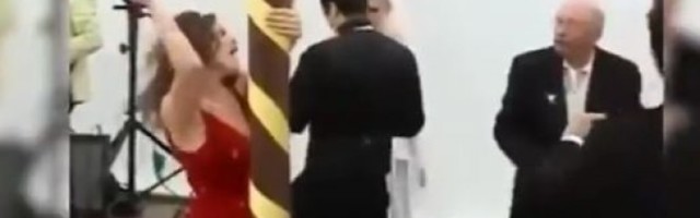 (HIT VIDEO) RAZUZDANA GOŠĆA, KOGA BRIGA ZA MLADENCE! Ona se opustila, baš kao na svadbi...