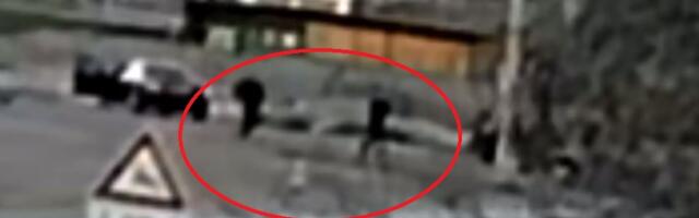 Video demantuje laži SDP-a: Mladići pritekli u pomoć nakon nesreće