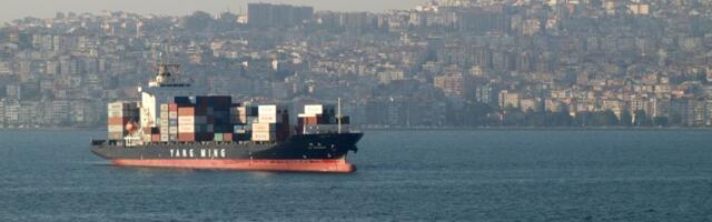 Iran priveo 18 članova posade stranog tankera u Omanskom zalivu