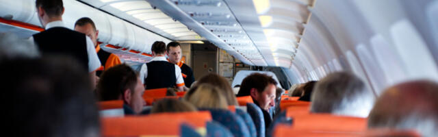 AVIONU SE POKVARIO MOTOR ODMAH NAKON POLETANJA! Momentalno se vratio na pistu, zbog kvara BUKNUO POŽAR