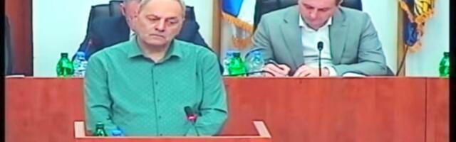 NEVIĐENI OBRT Odbornici leskovačke opozicije ćute za govornicom zbog „vampirske sednice“