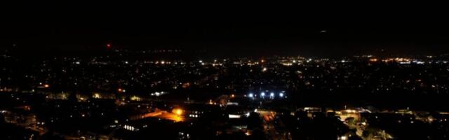 MOSKVA U POTPUNOM MRAKU! Više od 600.000 ljudi bez struje i interneta nakon udara dronova! Gore trafostanice, prestonica odsečena od sveta! (FOTO, VIDEO)