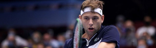 Krajinović “zarobljen” u Dohi: Ne puštaju me iz zemlje, hotela, sobe...