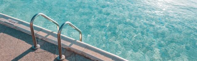 Čovek nestao u rupi koja se otvorila na dnu privatnog bazena