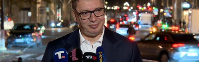 MI NE PRODAJEMO GENERALŠTAB, ONI SU PRODALI MARŠALAT Vučić odgovorio na kritike opozicije: "Tako vam to rade te lažne patriote, uvek prodaju sve, pa onda koriste i te izraze o prodaji"