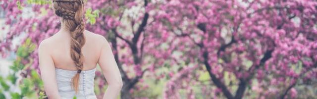 Venčanje sa drvetom: Neobična ceremonija koja je nastala iz straha od nesreće i smrti