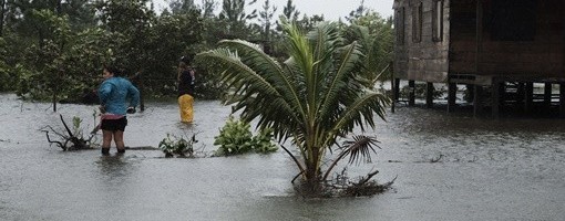 Uragan Jota jača u opasnu kategoriju četiri dok se približava centralnoameričkom kopnu