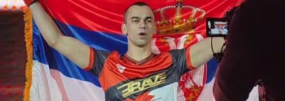 KAKVA ZAVRŠNICA! SRBIN "UDAVIO" PROTOVNIKA U PIONIRU! Ognjen Mićović slavio na brutalan način - pogledajte kako je došao do pobede! VIDEO