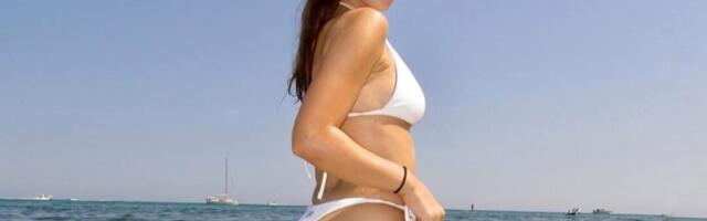 FUDBALERI BESPLATNO GLEDAJU NJENE SLIKE U TANGAMA, A ONDA IZAĐE NA TEREN U UNIFORMI! Evropa bruji o mladoj Đulijani (23) koja igračima pomera pamet