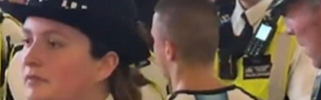 Najluđi Argentinac na planeti: U dresu Mesija uleteo u masu Engleza usred Londona, policija ga jedva izvukla